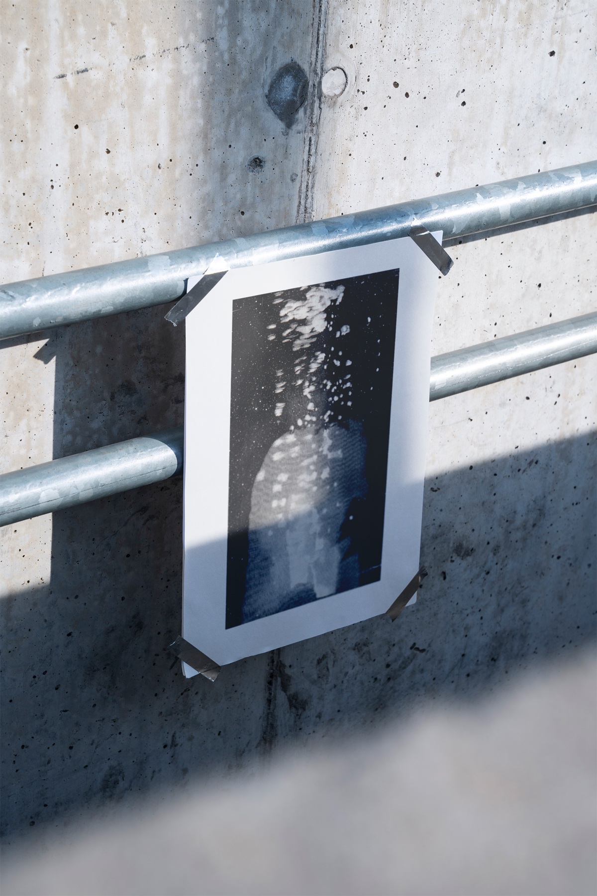 AI-Print an Betonwand im Cluster London Kontext